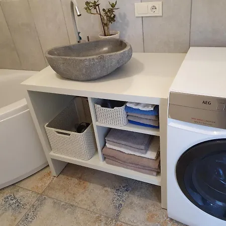 Apartament New Cozy In The Old Town Of Vilnius, Paupys *